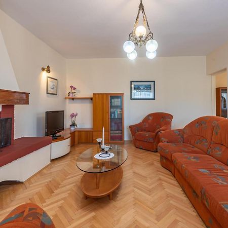 Cozy Apartment In Zadar With Wifi Экстерьер фото