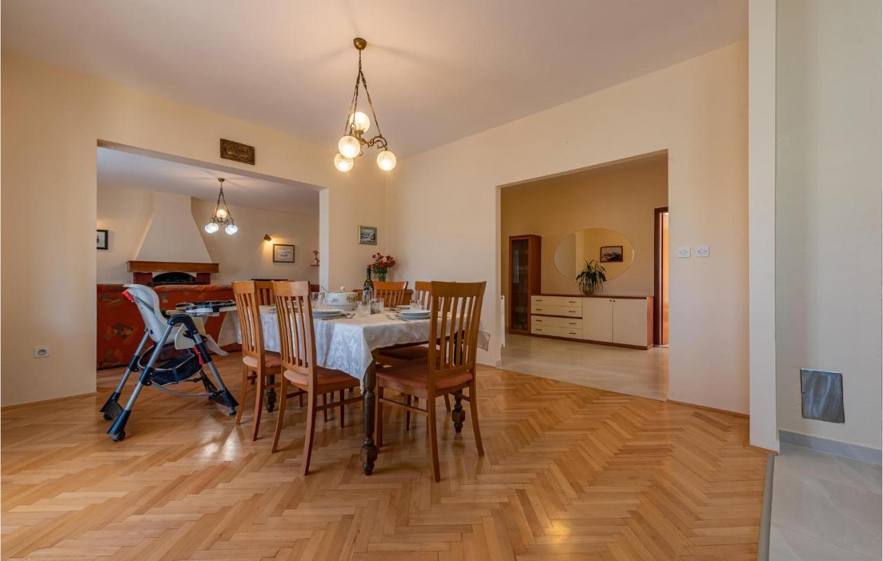 Cozy Apartment In Zadar With Wifi Экстерьер фото