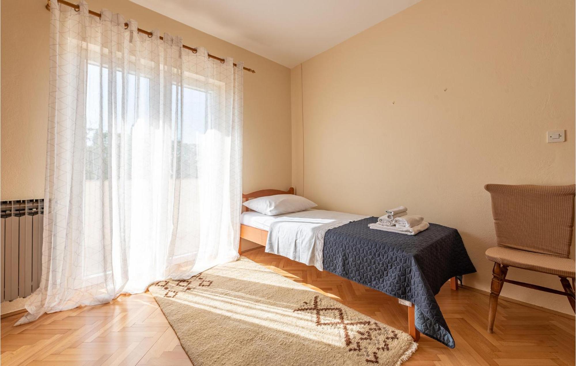 Cozy Apartment In Zadar With Wifi Экстерьер фото